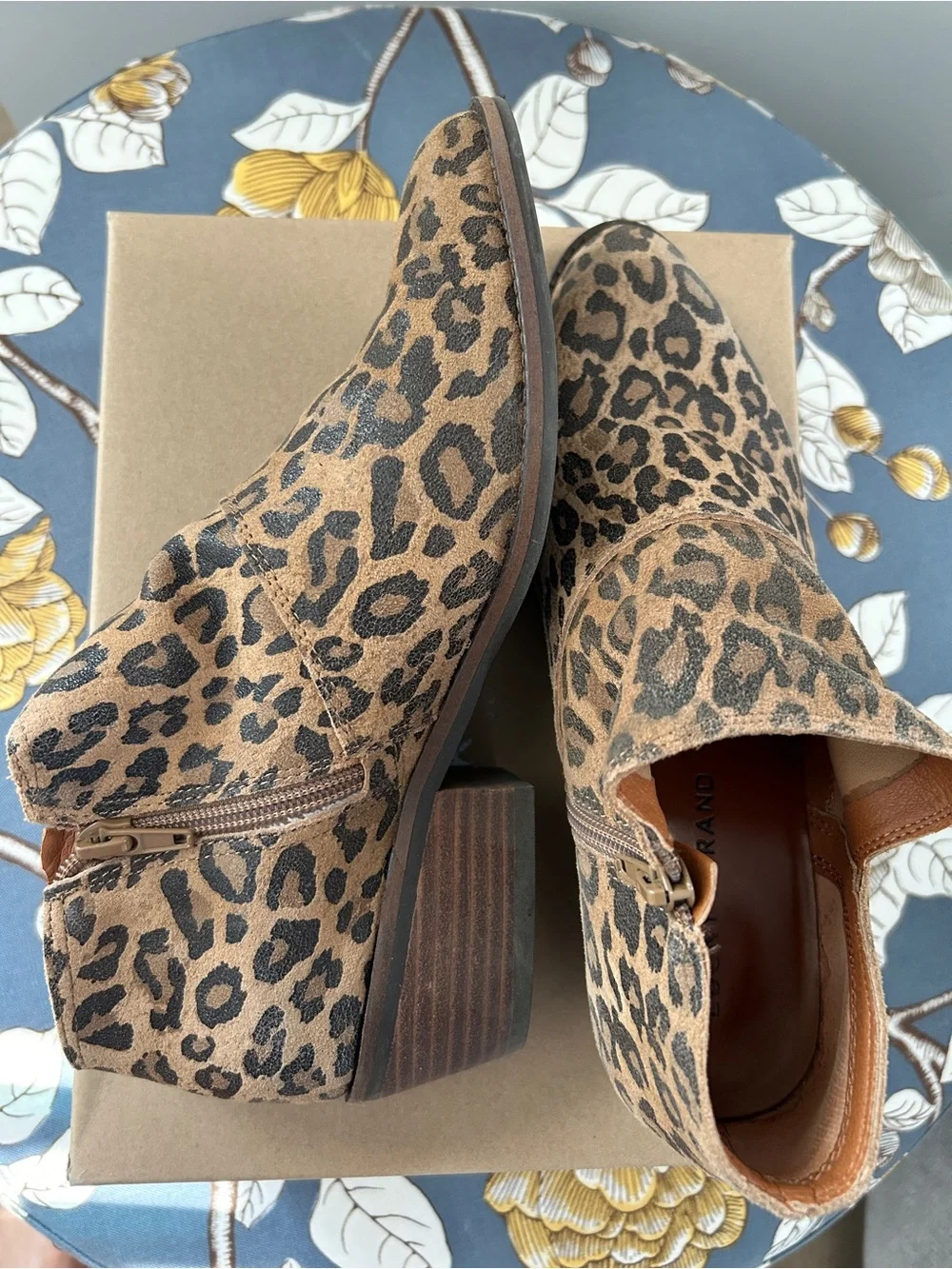 Lucky Brand Fryna Leopard Print Ankle Boots Women’s Size 9 Side Zip Booties
